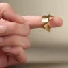 Anel Éole Curled, edição banhada a ouro de carats