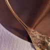 Colar Eroz, edição banhada a ouro de 24 quilates