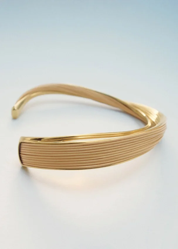 Colar Rozo Edição Rattan