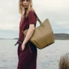 Cyme Tote Edição em Oliva Esfumada Texturada
