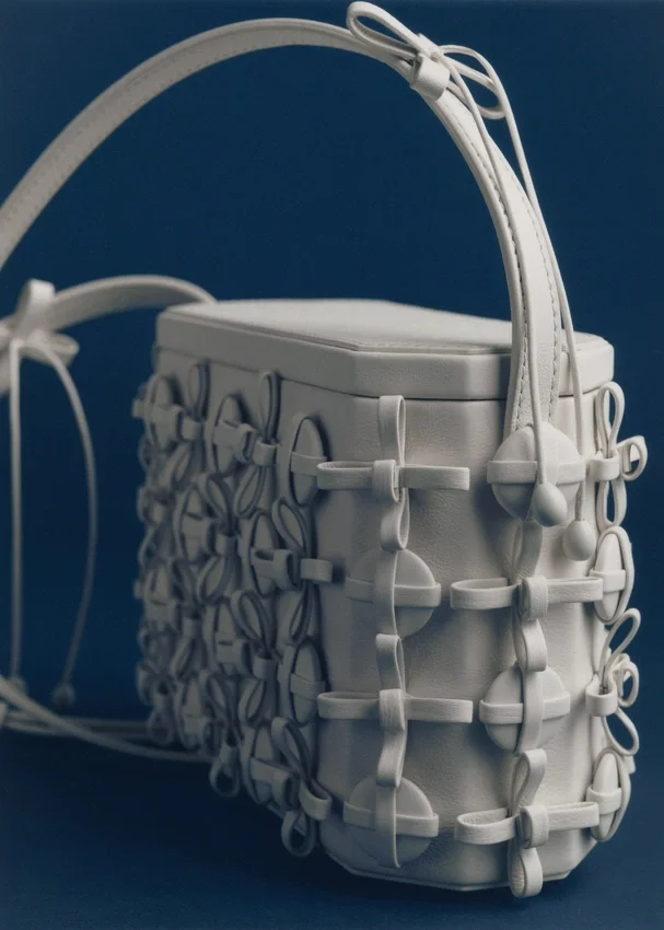 Edição «Button Bow Box» em porcelana
