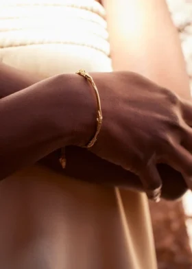 Eroz Bangle Edição banhada a ouro de 24 quilates