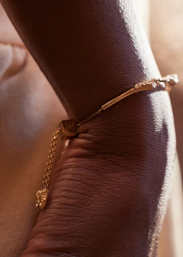 Eroz Bangle Edição banhada a ouro de 24 quilates