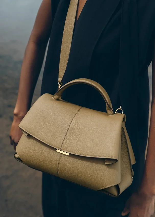 Mokki Edition, textura «Smoky Olive»